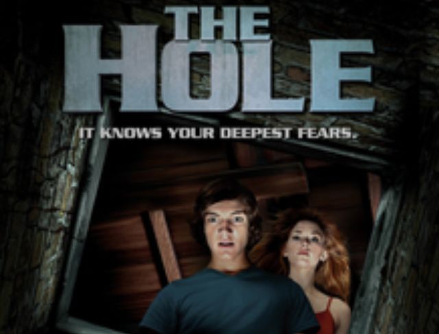 Misteri Lubang Bawah Tanah di Film The Hole (2009) Misteri Lubang Bawah Tanah di Film The Hole (2009)